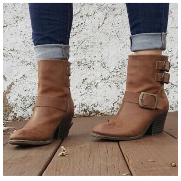 lucky brand ankle boots